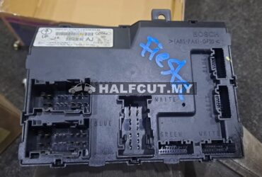 FORD FIESTA  ECU (8V59-15K600-AJ)