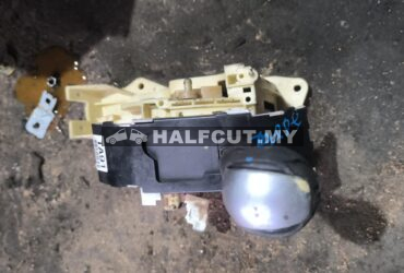KIA FORTE G4FC GEAR LEVEL