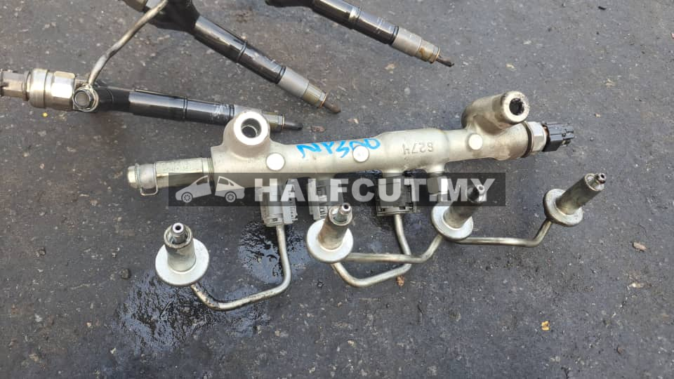 NISSAN NAVARA NP300 FUEL RAIL