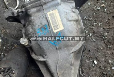 MERCEDES BENZ W204 REAR AXLE GEAR (3;07 )