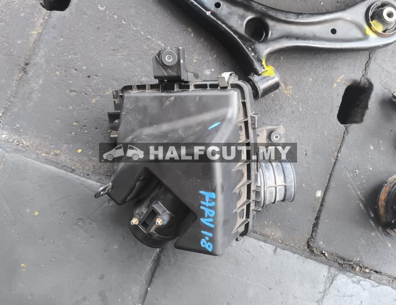 HONDA HRV 1.8 AIR CLEANER