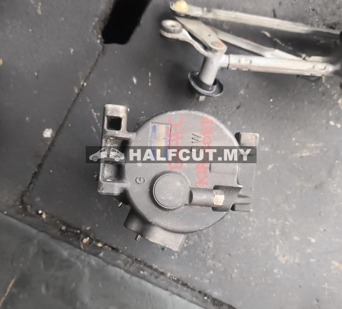 KIA FORTE G4FC COMPRESSOR