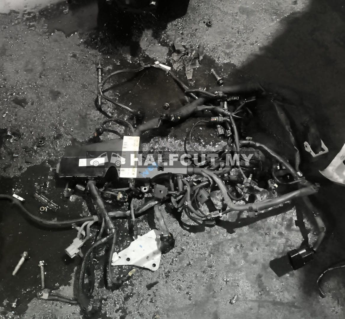 MERCEDES BENZ W213 WAYARING