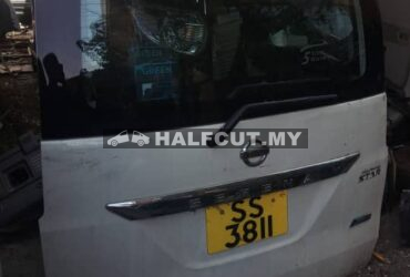 NISSAN SERENA C26 REAR BONNET