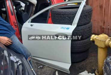 TOYOTA LEXUS NX200 FRONT DOOR F/L