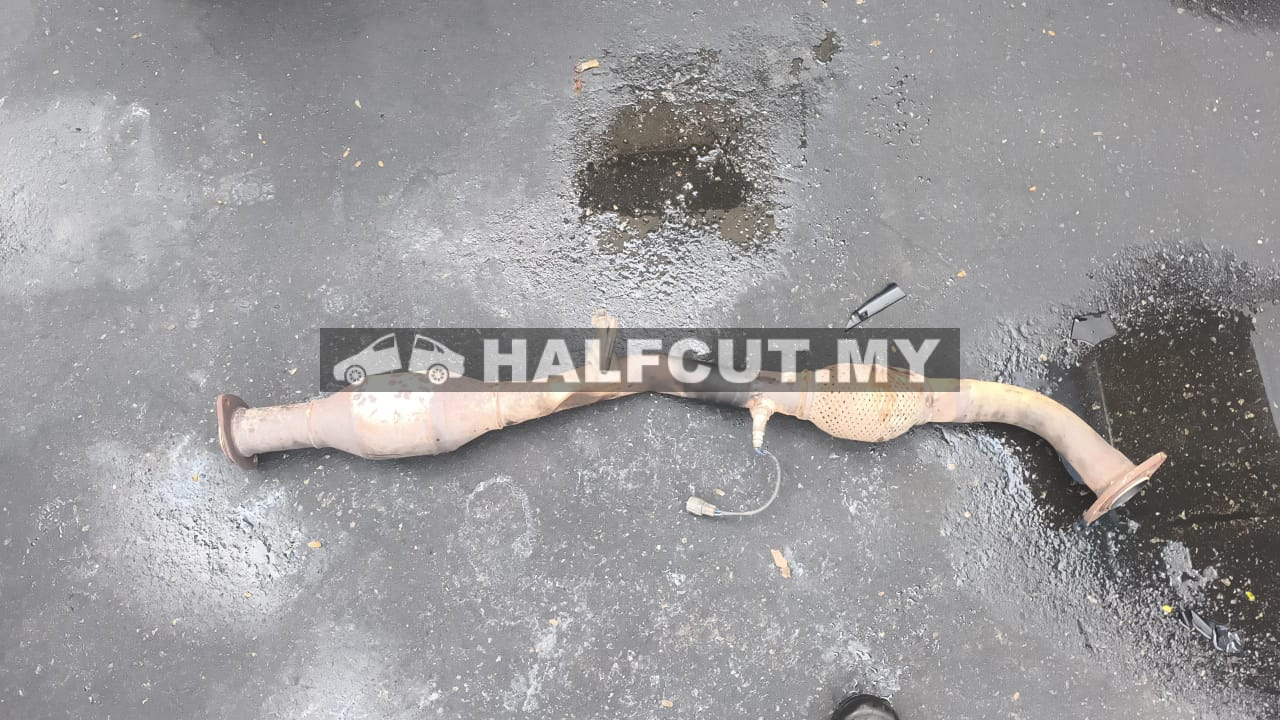 TOYOTA CAMRY ACV40 CATALYTIC CONVERTER
