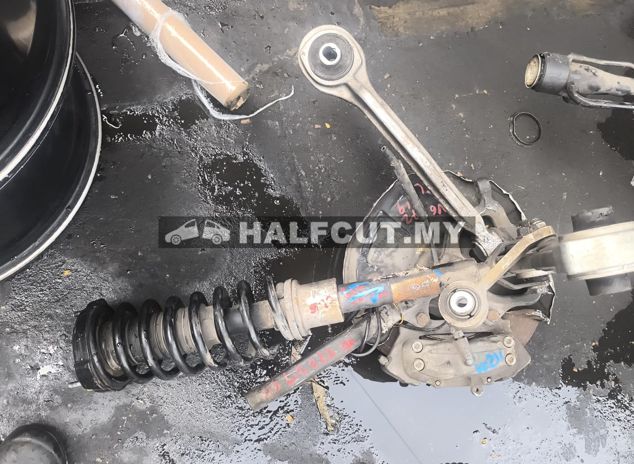 MERCEDES BENZ W211 FRONT KNUCKLE & ABSORBER LH