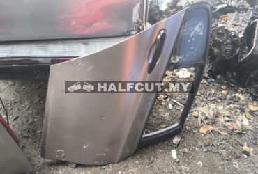 BMW F30 REAR DOOR R/R