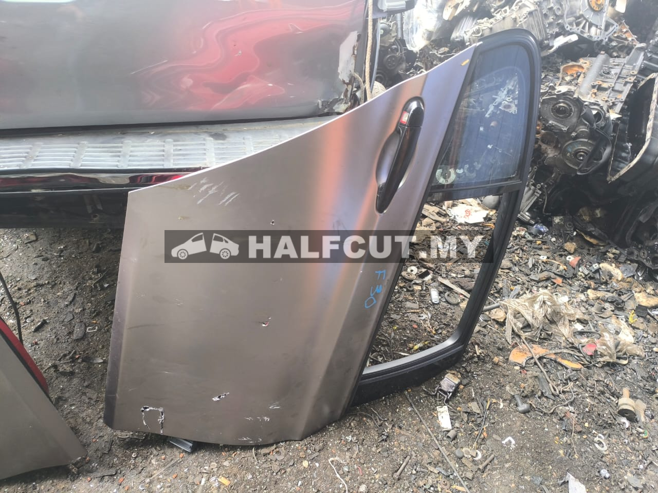 BMW F30 REAR DOOR R/R