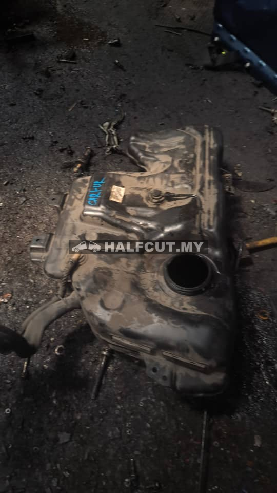 RENAULT CAPTUR PETROL TANK