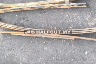 NISSAN NAVARA D40 REAR LEAF SPRING