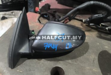 VOLKSWAGEN PASSAT B7 SM 7WY LH