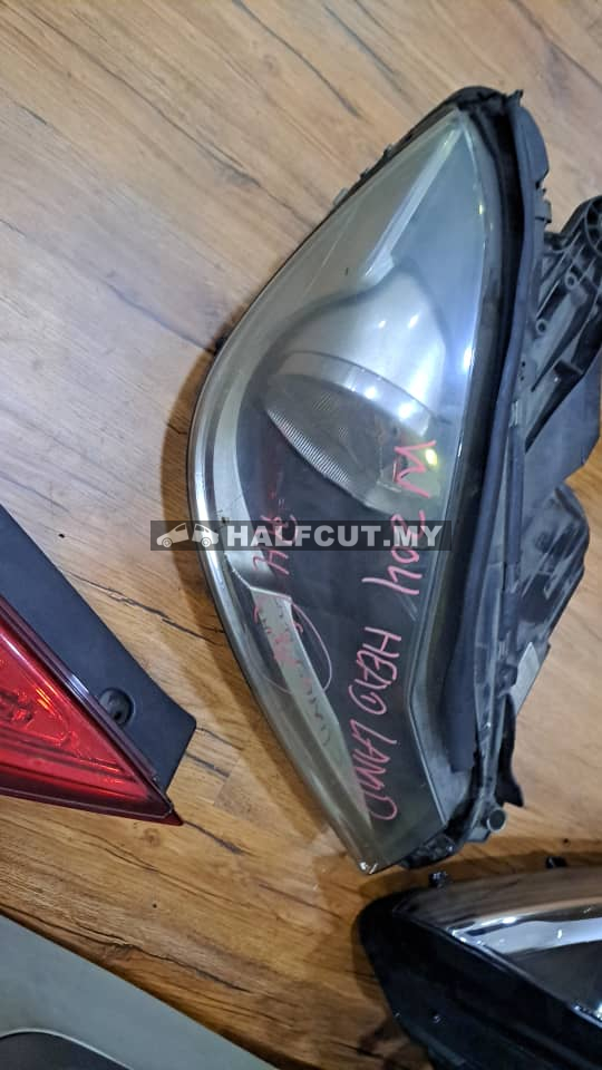 MERCEDES BENZ W204 HEAD LAMP (A 204 820 98 59)NO HID  RH