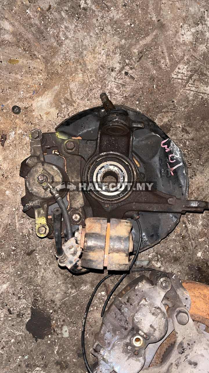 HONDA ACCORD T2A FRONT KNUCKLE F/L
