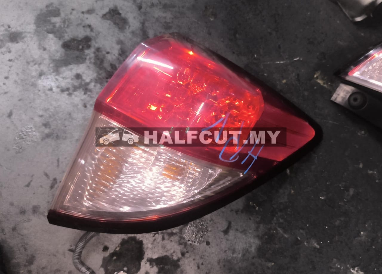 HONDA HRV 1.8 TAIL LAMP(220-18085)LH