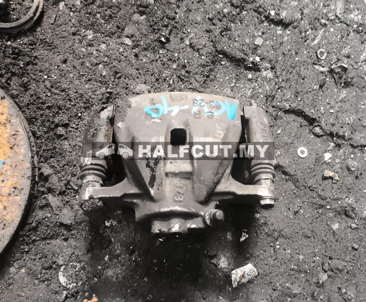 TOYOTA CAMRY ACV40 FRONT CALIPER F/R