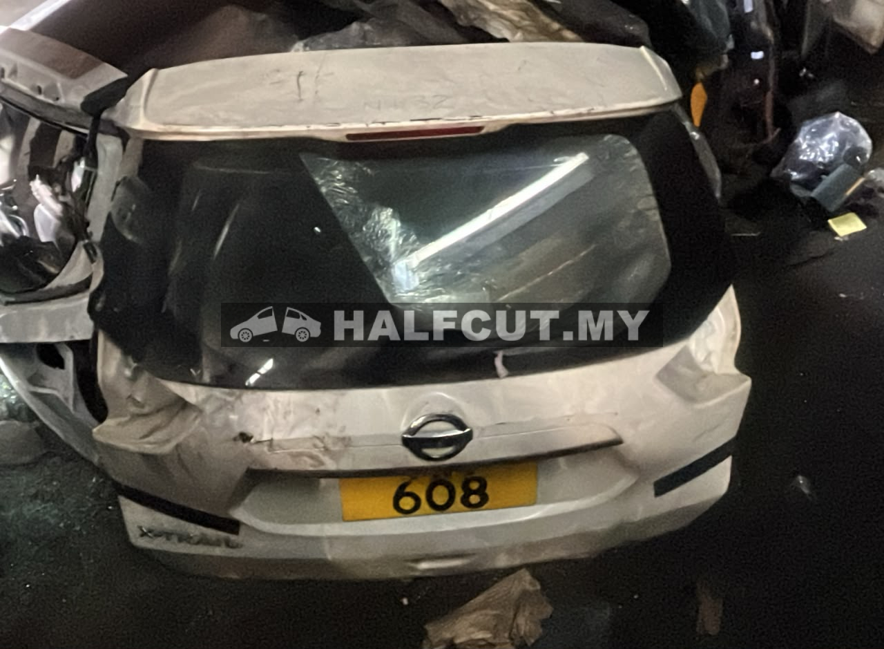 NISSAN X-TRAIL NT32 REAR BONNET